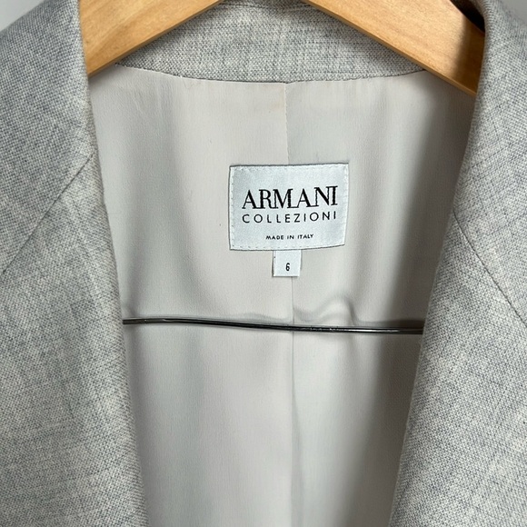 ARMANI COLLEZIONI Cashemere and Silk Blazer - Picture 5 of 9